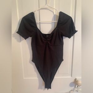 SHEIN Sweetheart Neck Black Bodysuit